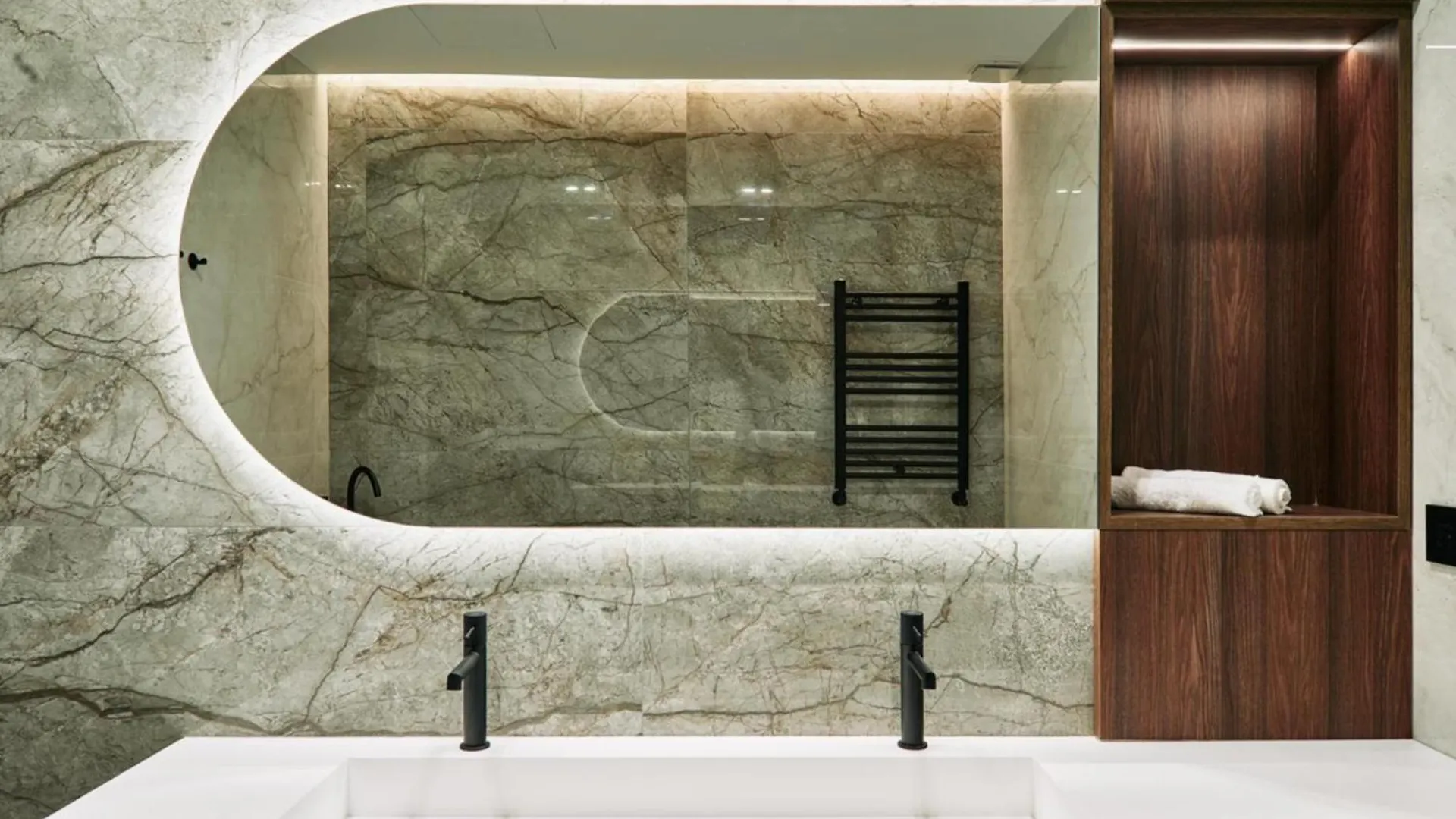 Luxury Apartments Nido San Pietro 3Bd Rome 0*,  Italy