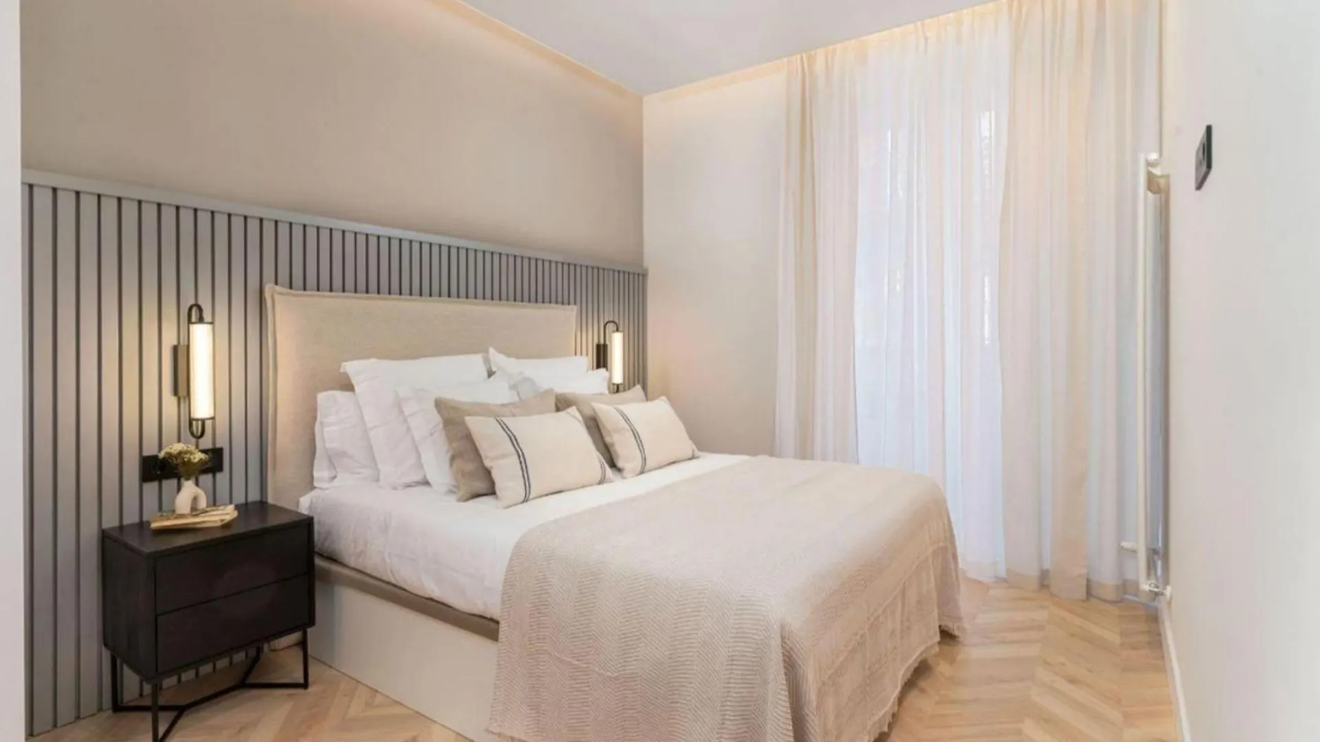 Luxury Apartments Nido San Pietro 3Bd Rome 0*,  Italy